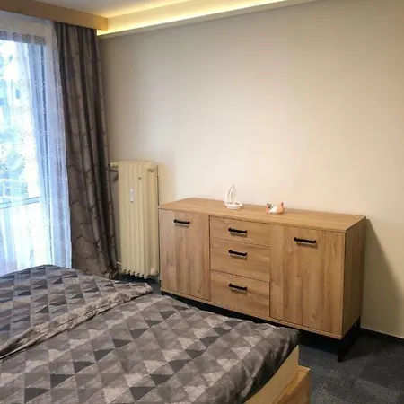 Appartement Luxusni Apartman *